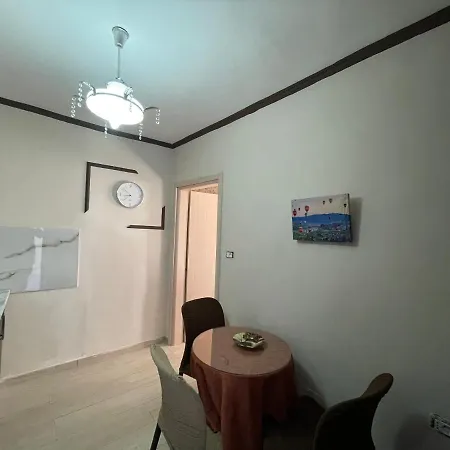 Cozy Old Train Station Appartement