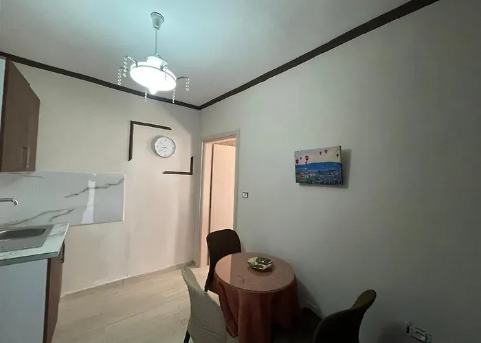 Cozy Old Train Station 公寓